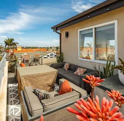 Hermosa Beach hill section homes