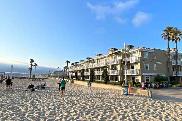 The Beach House Hotel Condos in Hermosa Beach